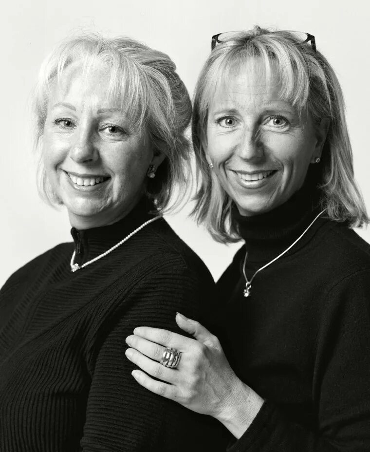 Strangers who look like twins: 'I’m Not a Look-Alike'