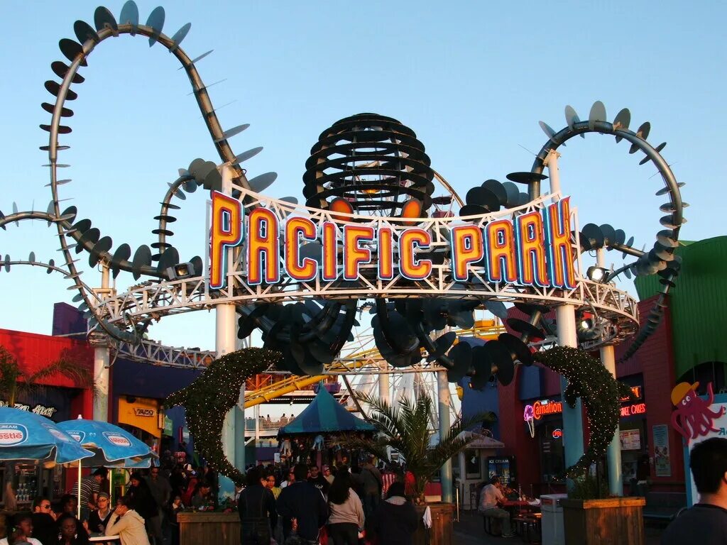 название парков развлечений. парк аттракционов в москве вднх. "парк развлечений: американские горки" (10563). название парков развлечений. парк в барселоне порт авентура.