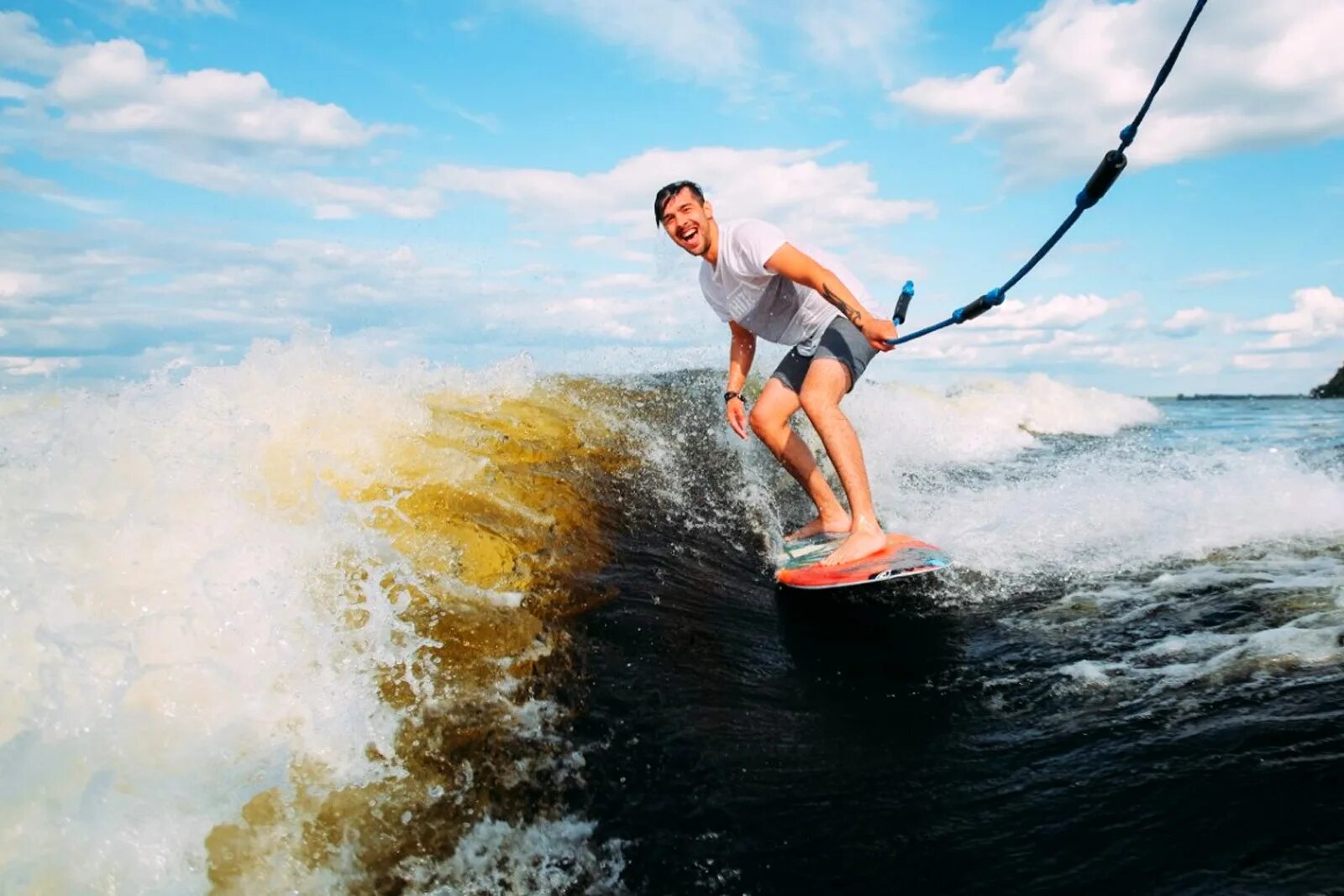 Do water sports. Вейкборд и вейксерф. Вейксерф Крым. Вейксерф Анапа. Катерный вейкбординг.