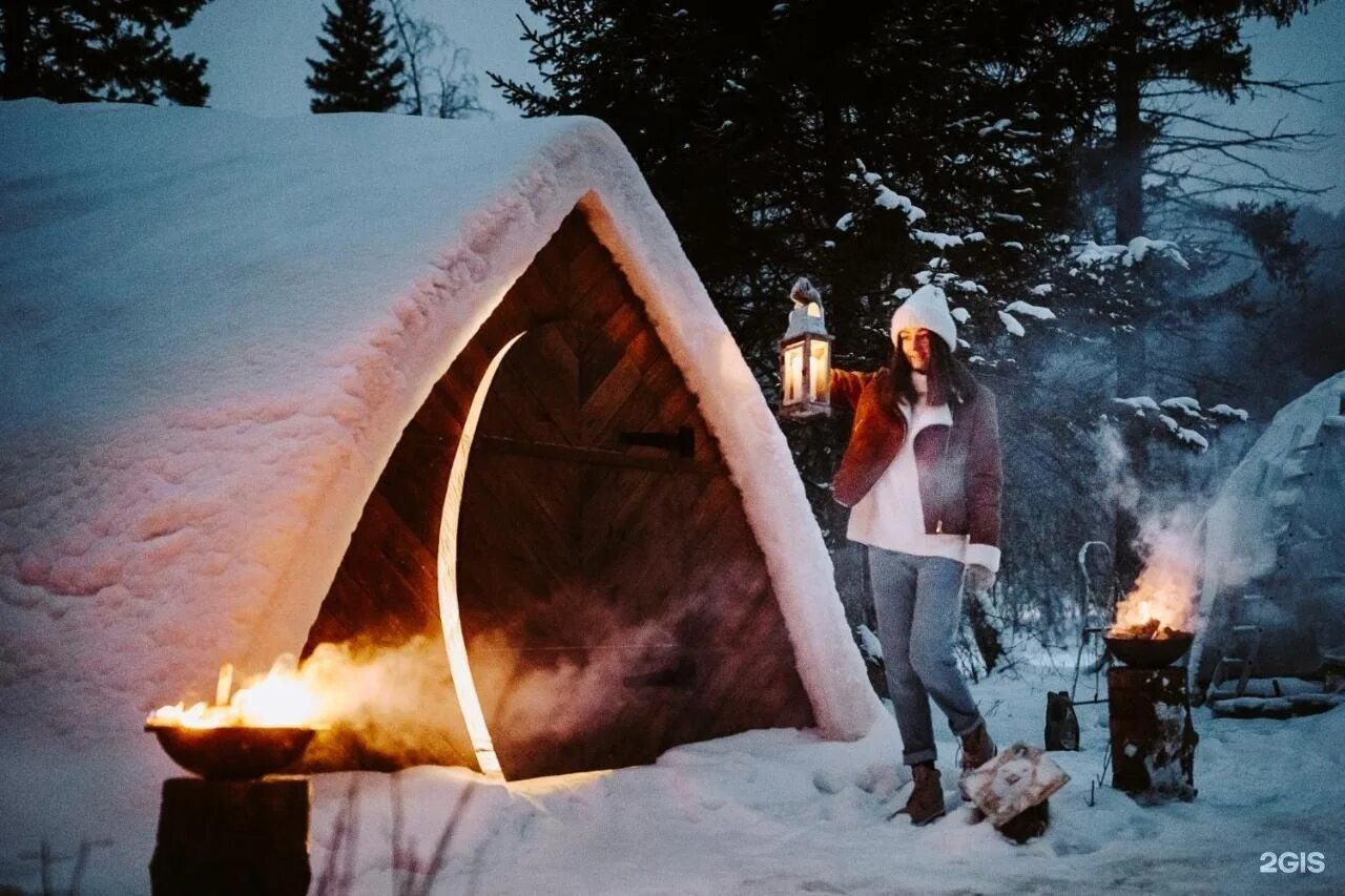 Долина мечтателей листвянка. Долина мечтателей glamping и снежный отель. глэмпинг листвянка долина мечтателей. долина мечтателей байкал. daydream forest glamping листвянка.