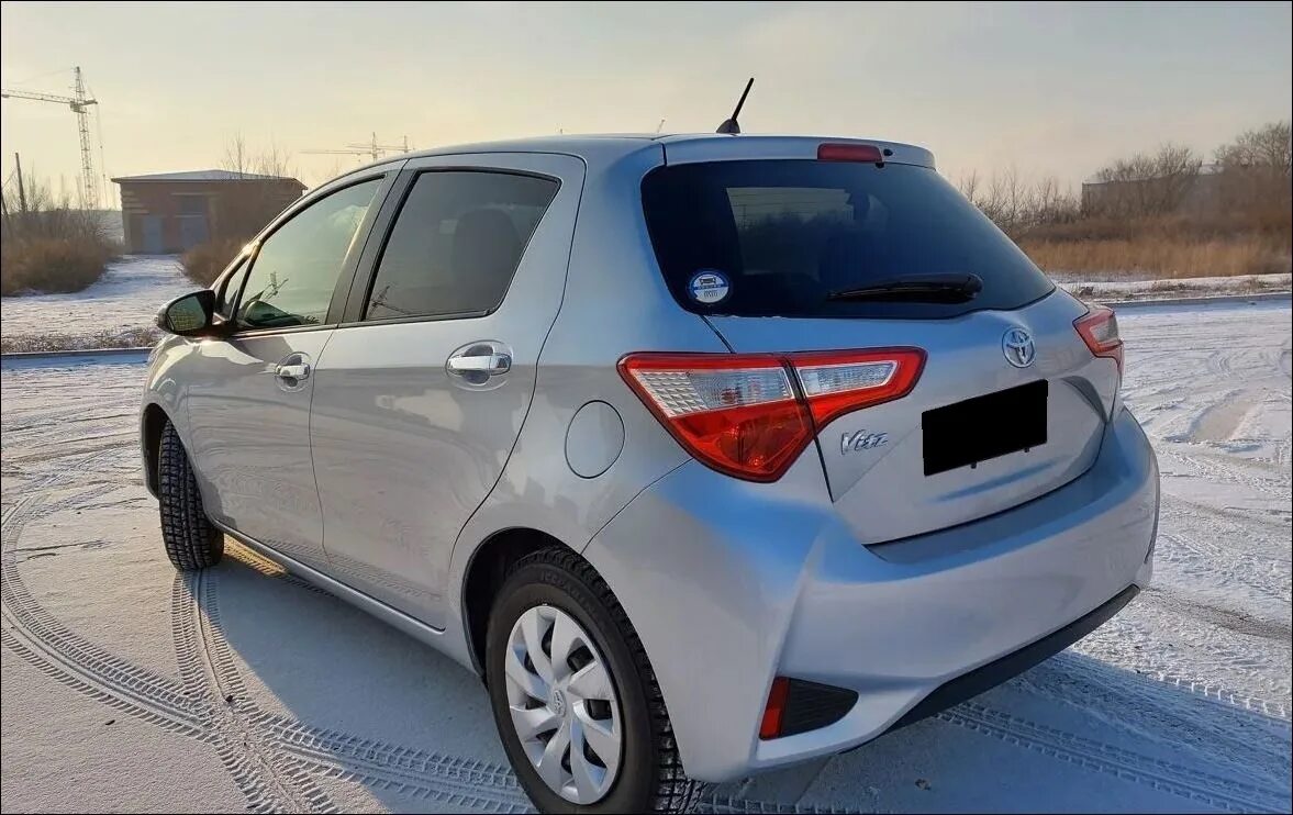 Toyota vitz 2018. Тойота Витц 2018. Тойота Витц 2018г. Тойота Vitz 2018. Тойота Витц 2018 серебристый.