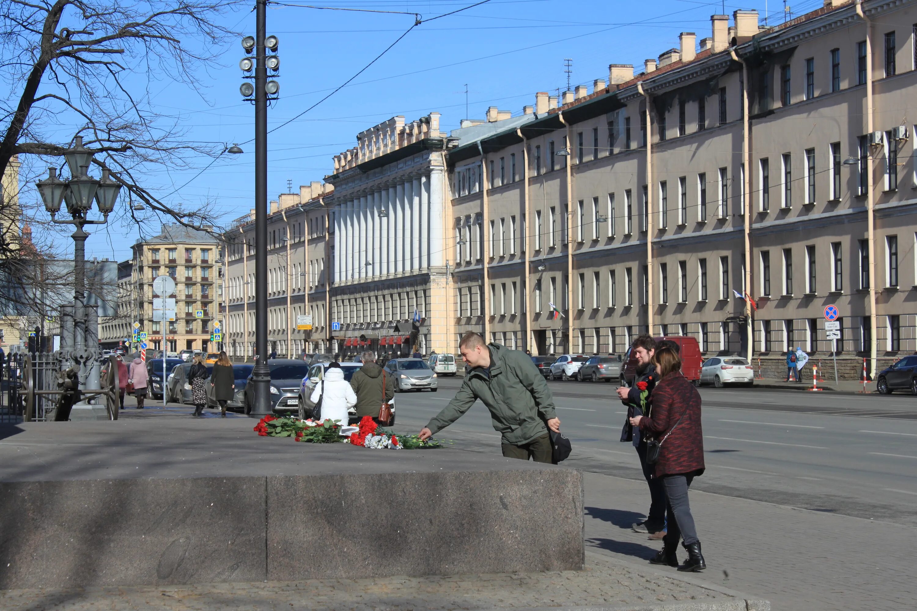 Нос ехова висит в питере. 1-й инженерный мост. Инженерный мост в санкт-петербурге. Петербург висел. Петербург висел.