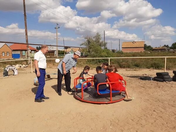 Погода в селе лиманском. Город Лиман Астраханская область. Поселок Лиман Астраханской области. Село Оля Лиманского района Астраханской области. Астраханская область Лиманский район поселок Лиман.