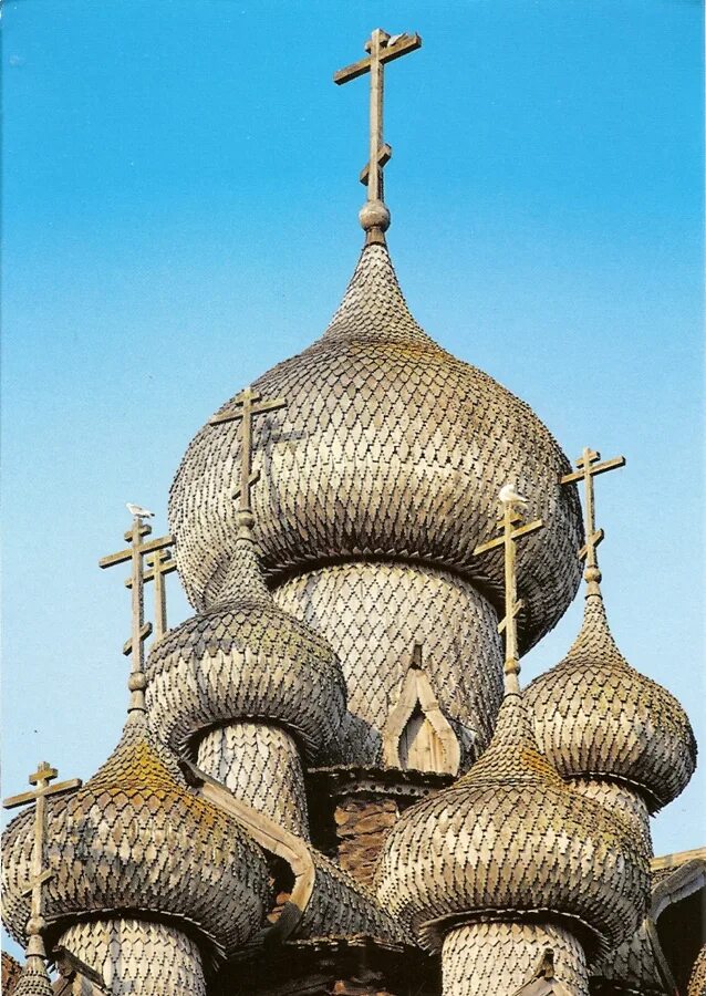 Кижи сколько куполов. Кижи купола. кижи купола храмов. церковь преображения господня. о. кижи лемехи. купол церкви в кижах.