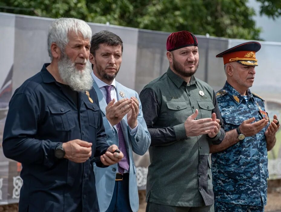Что происходит в грозном 2025. Аэропорт грозный 2025. аэропорт грозный проект. новый аэропорт в грозном. новые проекты в грозном.