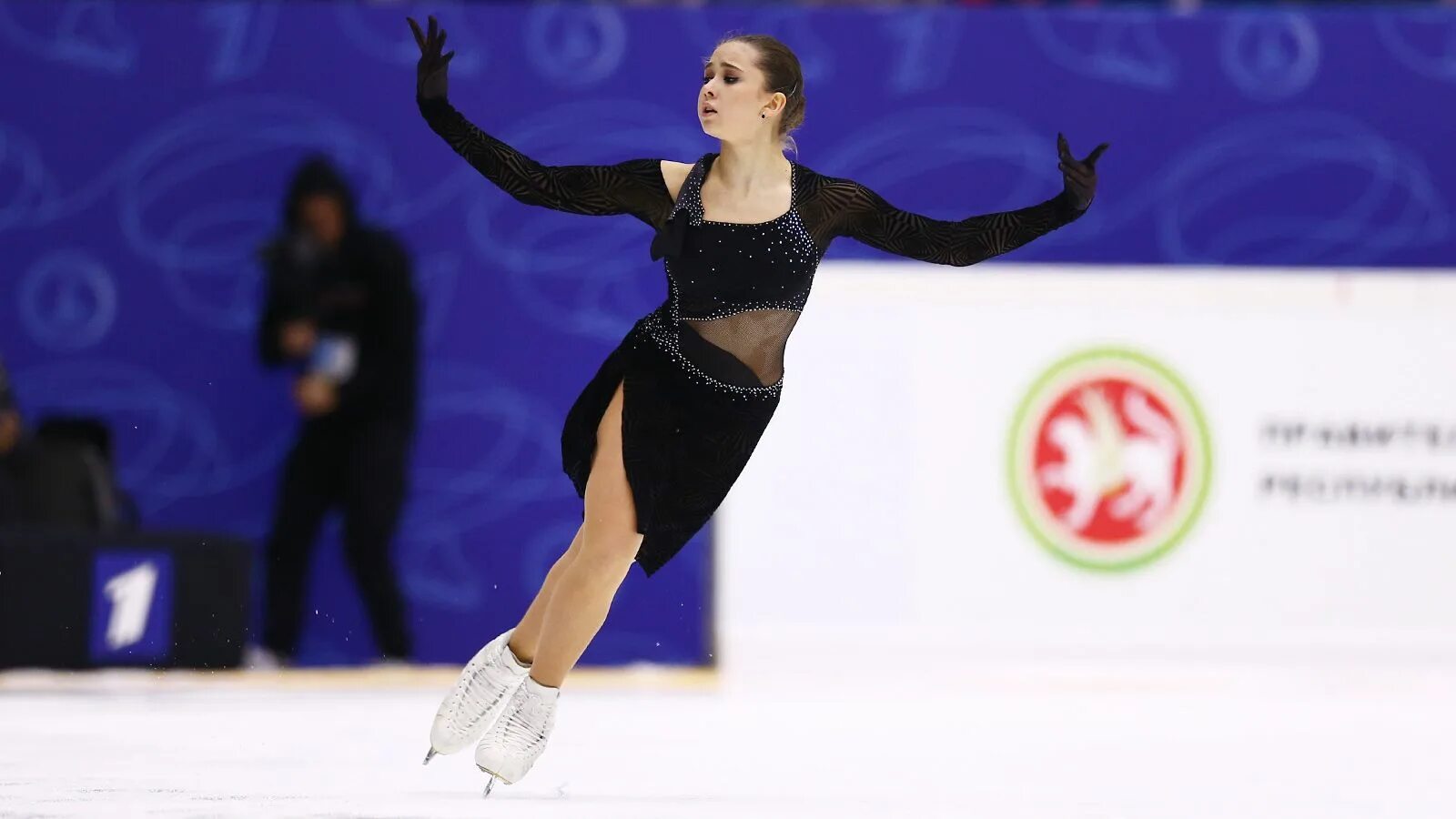 чемпионат россии по фигурному катанию 2022. чемпионат россии по фигурному катанию 2020. сборная россии по фигурному катанию. чемпионат россии по прыжкам 4 декабря финал. сборная россии на олимпиаде 2022.