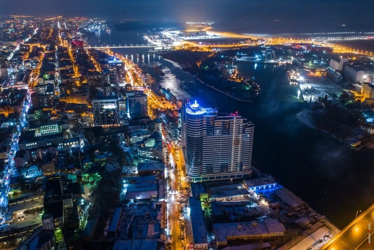 Город ростов на дону. Ростов на дону виды города. Ростов на дону окружен. Набережная реки дон ростов. Ростов на дону река.