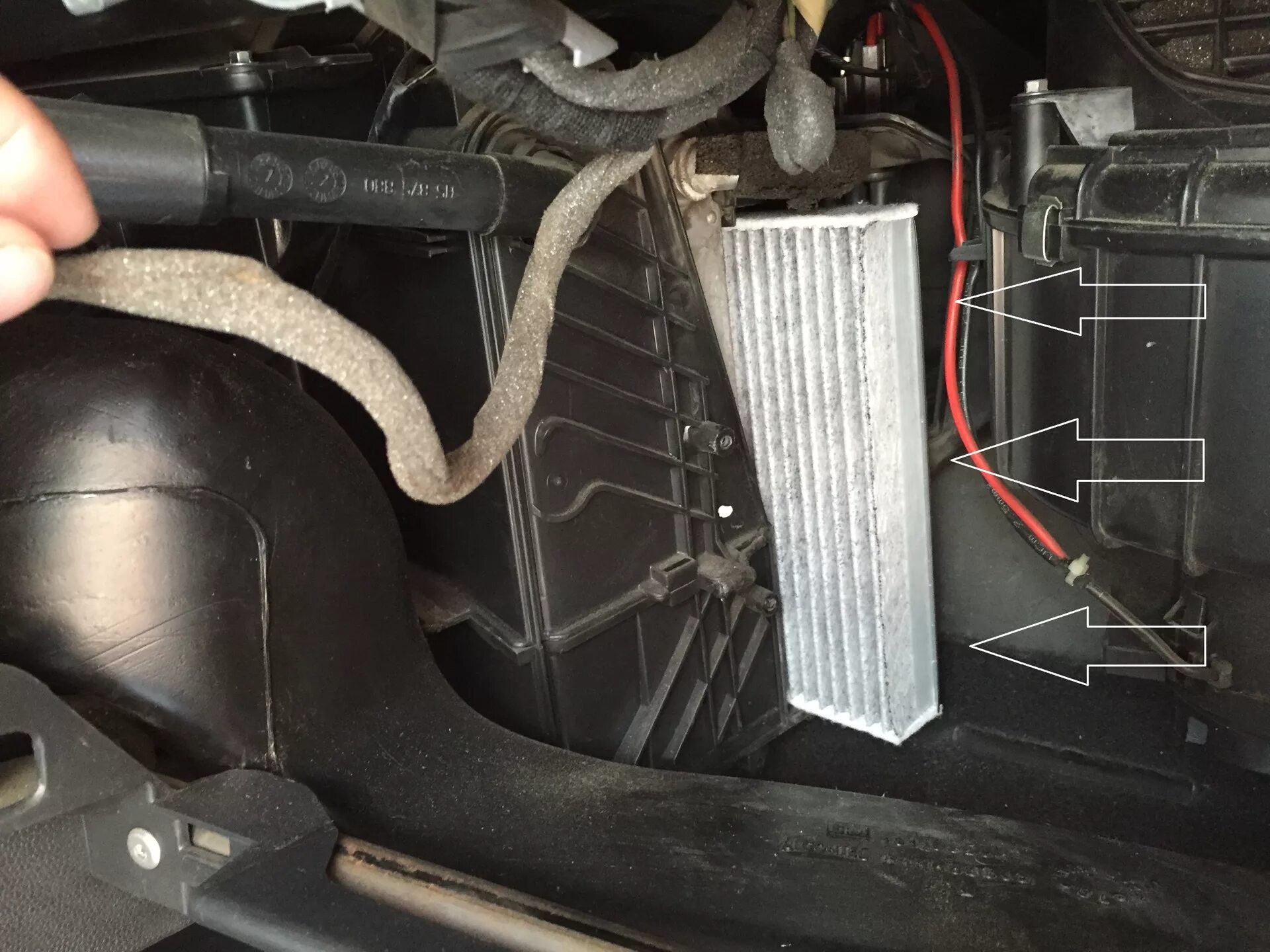 замена салонного фильтра - Opel Astra J GTC, 1,8 л, 2012 года просто так DRIVE2