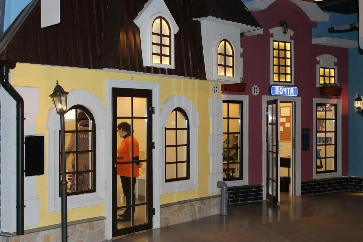 сайт кидбург москва. кидбург в москве цдм на лубянке. трц ривьера кидбург. кидбург спб гранд каньон. москва профессий детский город кидбург.