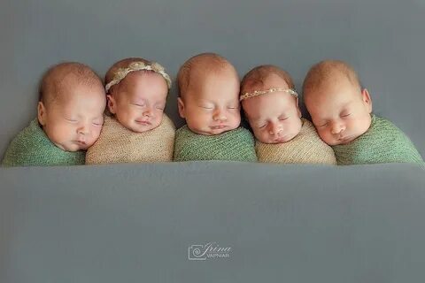 Женщина родила пять детей