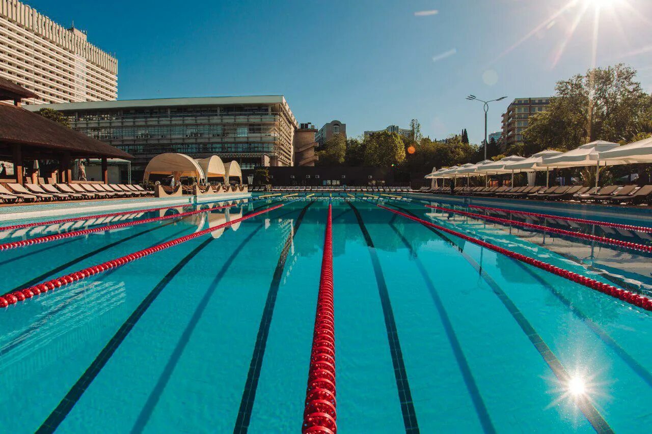 Сочи бассейн спортивный. Открытый 50 м бассейн анапа. Отель бархатные сезоны адлер бассейн. Плавательный бассейн вифк спб. Гранд отель красная поляна бассейн.