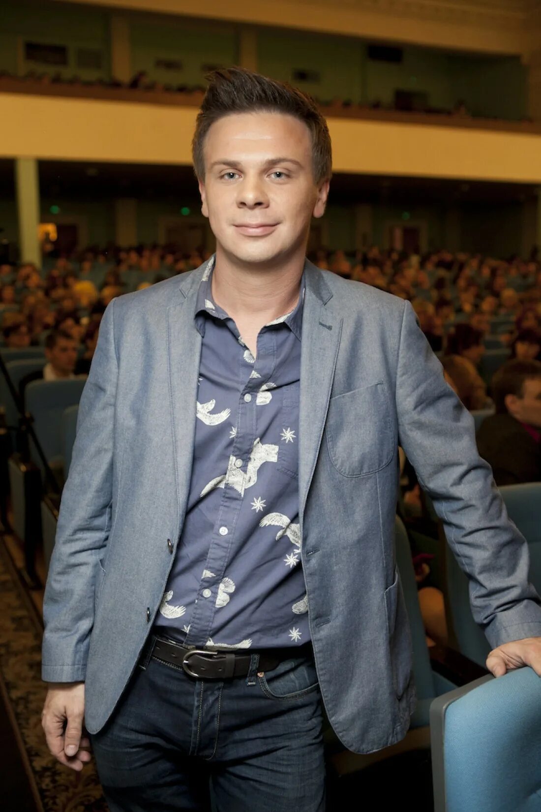 Дмитрий комаров. Дмитрий комаров рост. Дмитрий комаров. Дима мир наизнанку. Мир наизнанку ведущий дмитрий.