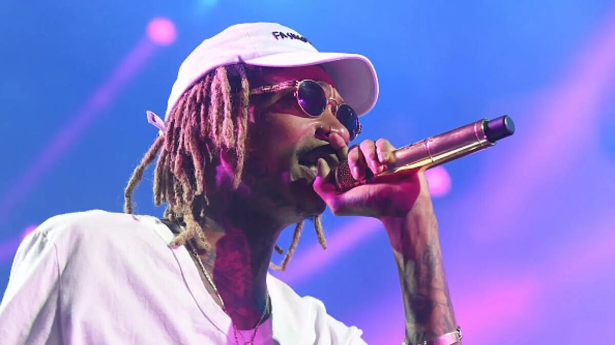 Снуп догг 2023. Концерт халифа. Wiz khalifa 2022. Уиз халифа накачался. Концерт халифа.