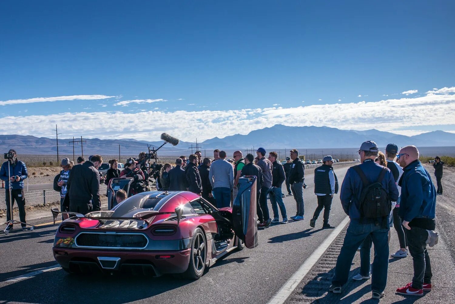 Koenigsegg Agera рекорд скорости. Koenigsegg Agera RS рекорд. Koenigsegg Agera RS рекорд 0-400-0. Koenigsegg Agera RS World Speed record. Рекордсмены скорости в мире машин