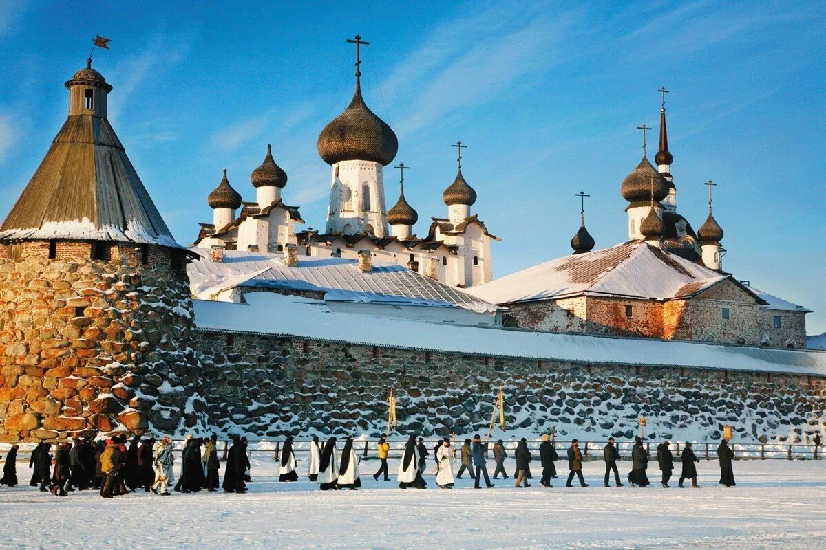 Россия 10 православные. Спасо-Преображенский Соловецкий монастырь ЮНЕСКО. Соловецкий монастырь Соловецкий. Соловецкий монастырь Соловецкие острова. Спасо Преображенский Соловецкий монастырь Архангельская область.