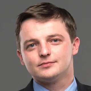 Политолога гордея