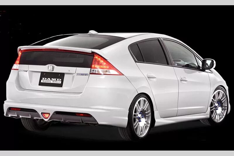 Бампер инсайт. Honda Insight ze2 Mugen. Honda Insight 2009 обвес. Honda Insight обвес муген. Обвес на хонду Инсайт 2009.