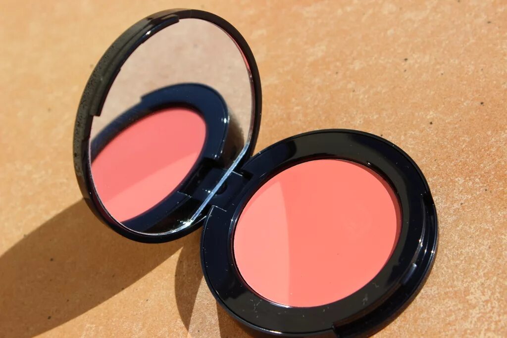 Bobbi Brown Calypso Coral. Кремовые румяна Bobbi Brown. Румяна Bobbi Brown 15. Bobbi Brown Pot rouge. Лучшие кремовые румяна