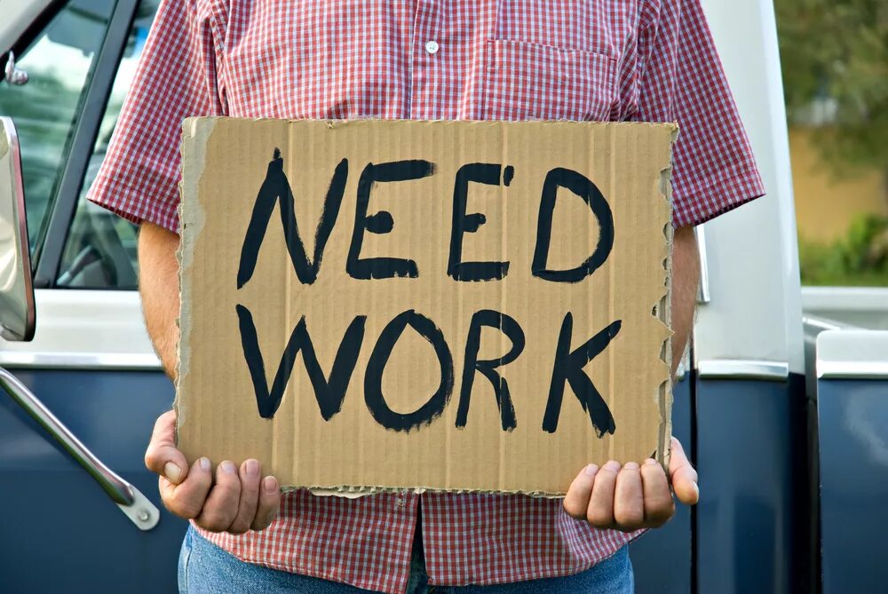 Hundred of people are employed. Hundred of people are employed