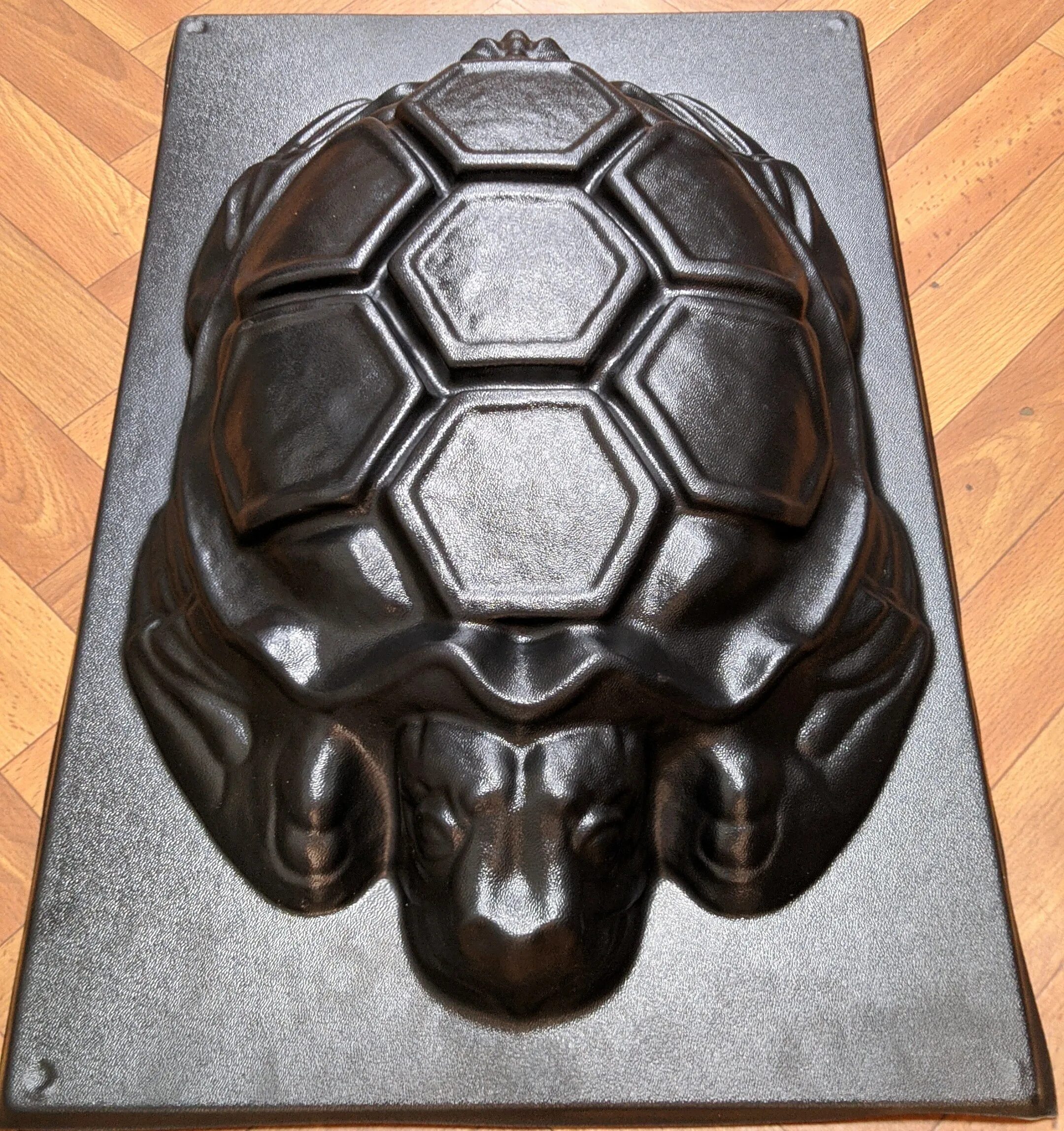 Черепаха форма. Конфета черепашка Тортила. Пластиковая форма черепаха. Форма для тротуарной плитки - черепаха. Шоколадные Черепашки.