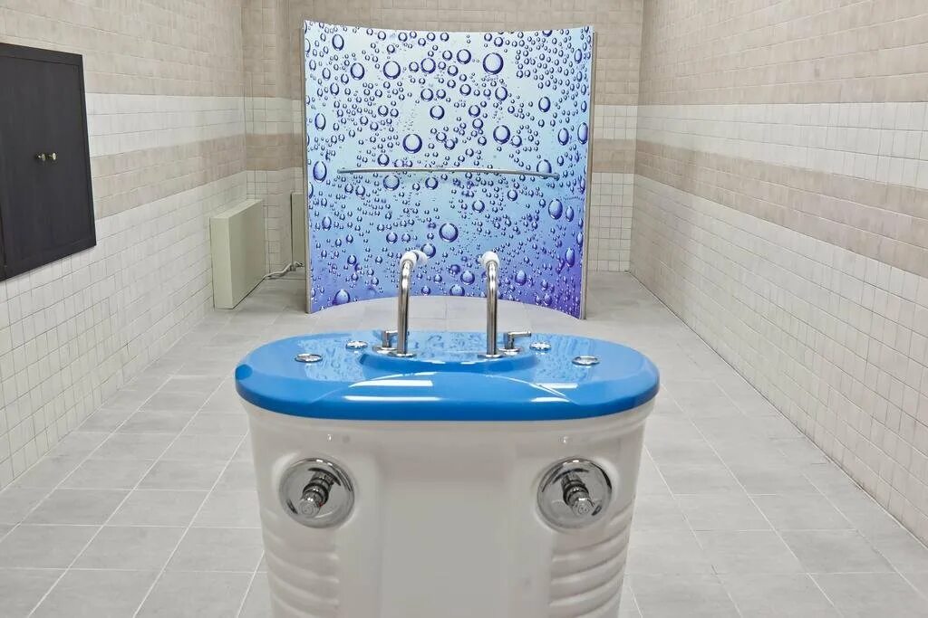 Айсберг оскол бассейн. Айсберг старый оскол тренажерный зал. Айсберг оскол бассейн. Аркада оздоровительный бассейн старый оскол. Айсберг старый оскол бассейн.