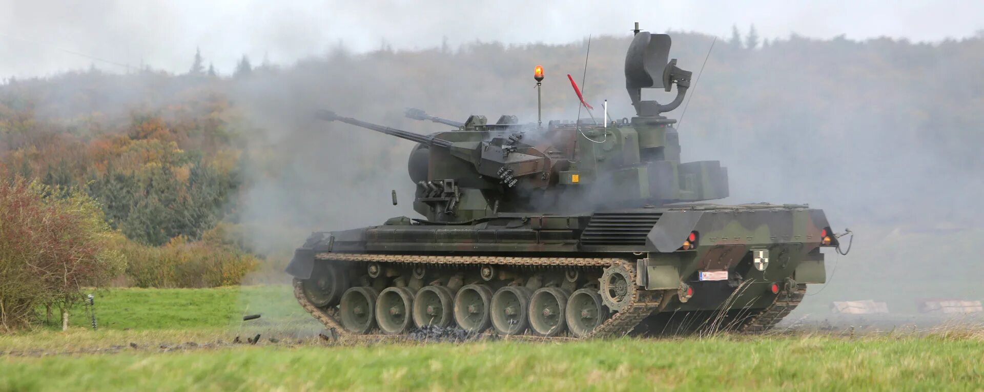 Танк гепард. ЗСУ Gepard 1a2. Гепард Германская ЗСУ. Зенитные самоходные установки Gepard. ЗСУ гепард на Украине.