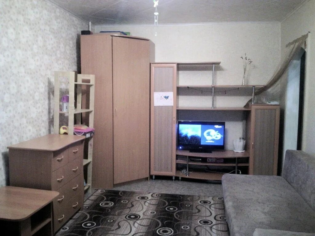 Квартиры уральск посуточно. Продаётся квартира, 1 комнатная - maleva 7, ahtme,. Однокомнатная в заринске. Однокомнатная в заринске. Заринск металлургов 15/3.