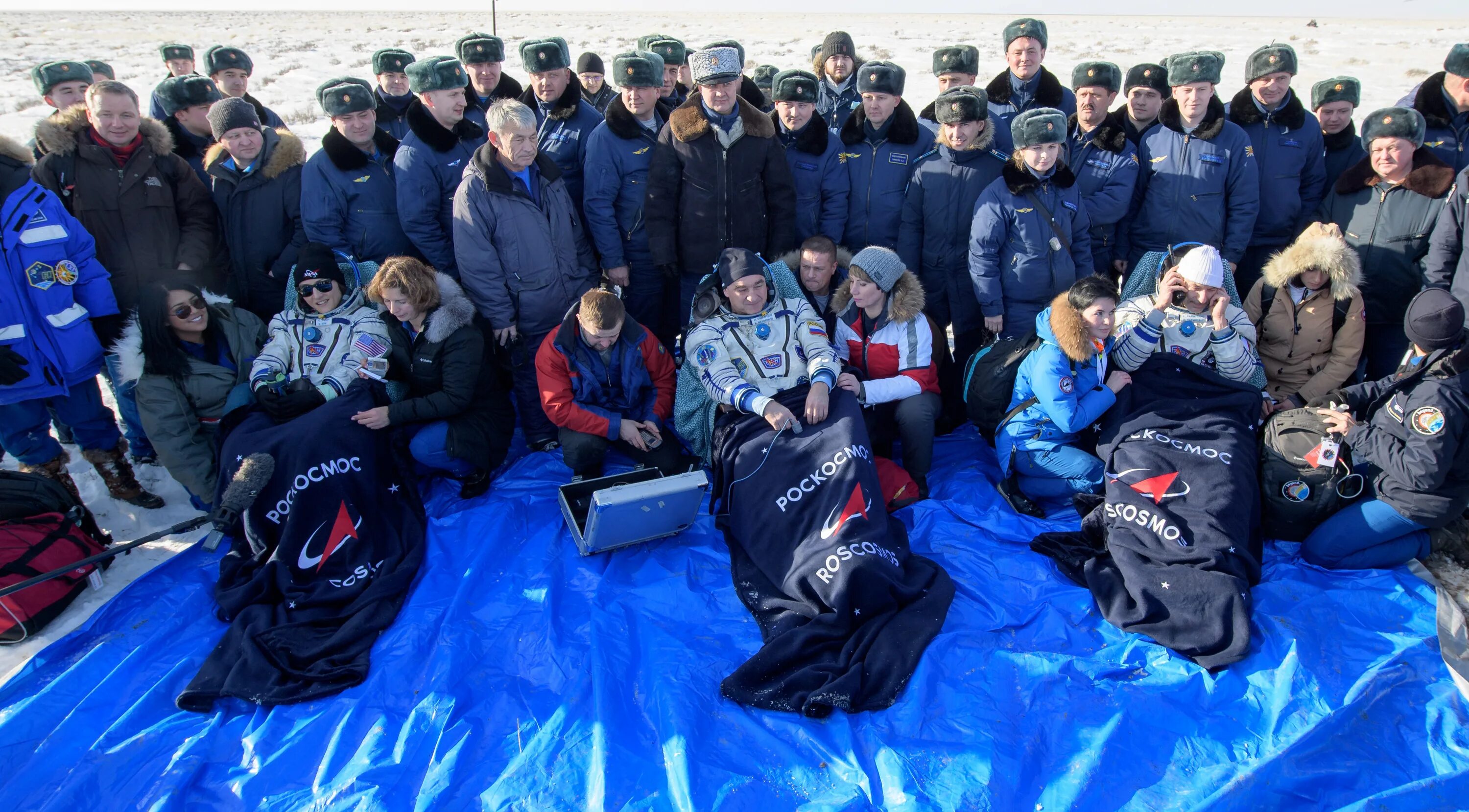 Где приземлился космонавт. Союз мс-13. встреча космонавтов на земле. приземление космонавтов.