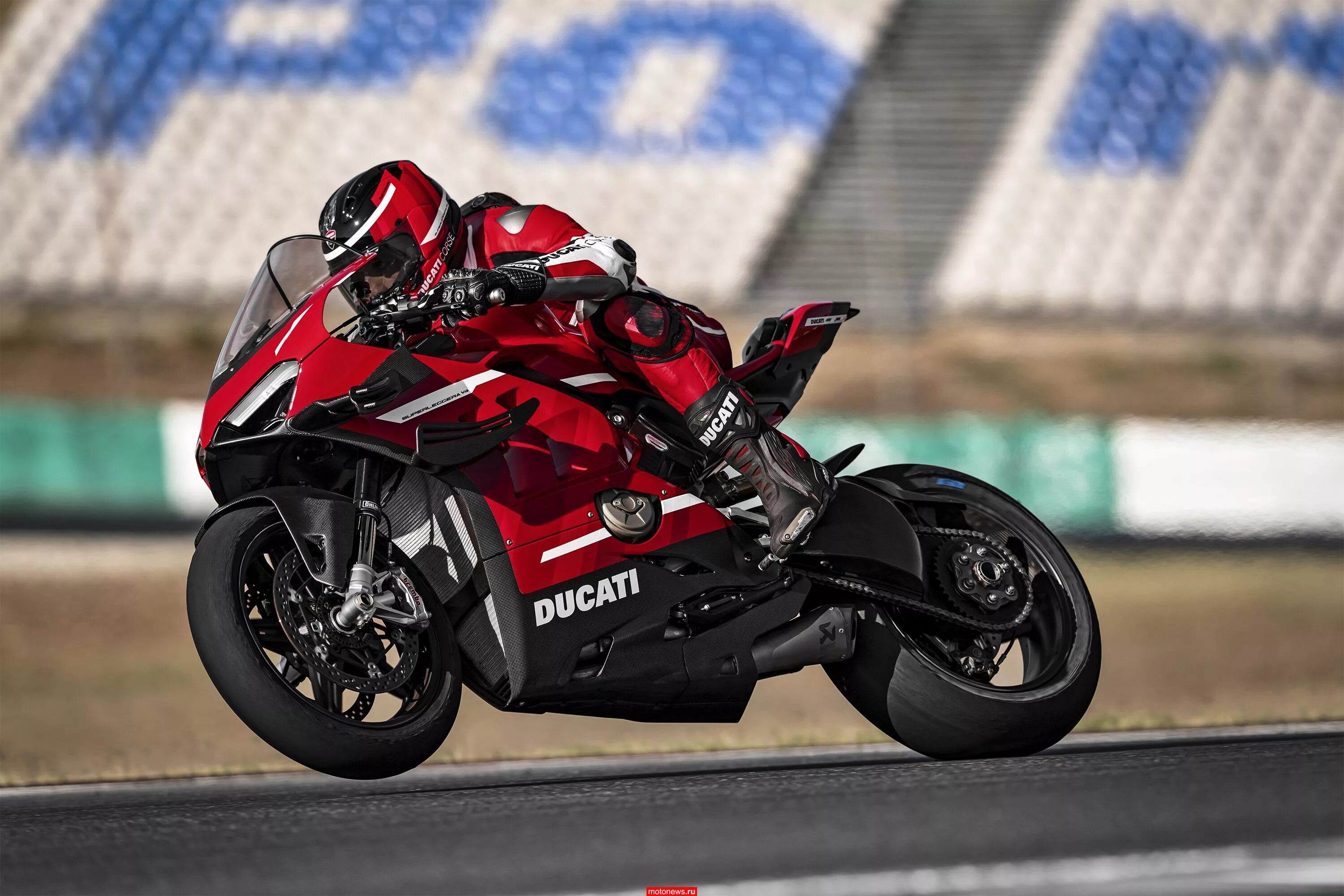 Самый мощный п. Мотоцикл Ducati Panigale v4. Мотоцикл Ducati Superleggera v4. Мотоцикл Дукати суперлеггера 4. Дукати мотоцикл 2020.