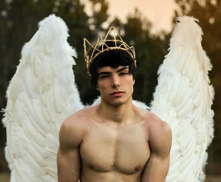 Angels men s. Igor Denali Oliveira. Ангел парень. Красивый ангел парень.