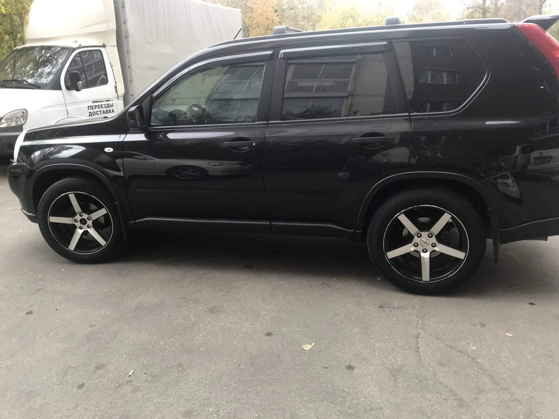 X trail r18. Nissan x-Trail t31 диски. Диски Nissan x-Trail t31 r18. Диски Ниссан х-Трейл т31 r17. Колёса на Ниссан х-Трейл т31.