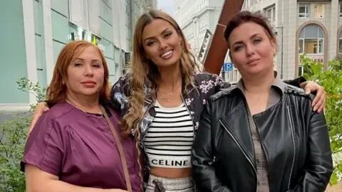 Воссоединение сестер