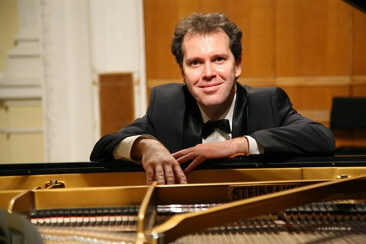 даниил борисович крамер. фазыл бабадустов. современные пианисты композиторы. белый джазовый пианист. фазиль сай.