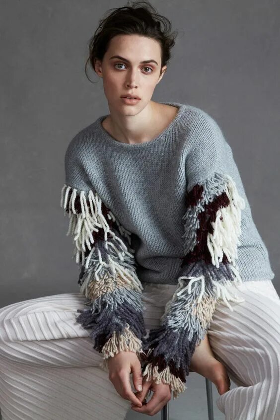 Необычные вязаные вещи спицами. Креативные вязаные вещи. Вязание креативных моделей. Необычные дизайнерские вязаные вещи. Сандра баклунд.