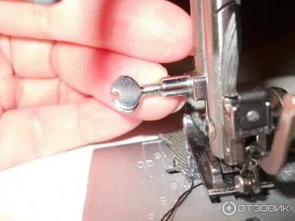 Почему машинка рвет нитку