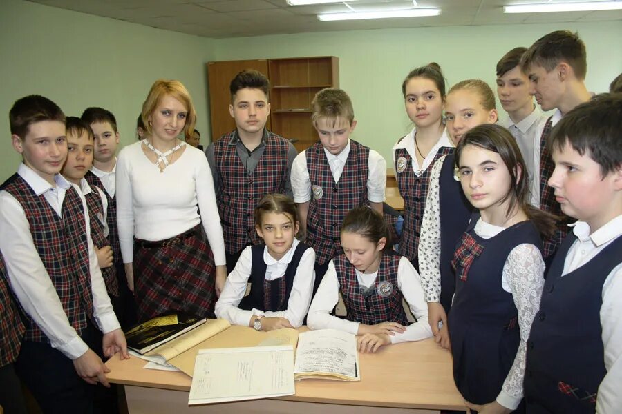 Урок истории в школе. Фото учащихся. Новости истории школа. Мбоу сош. Школьные истории, веселые и разные.