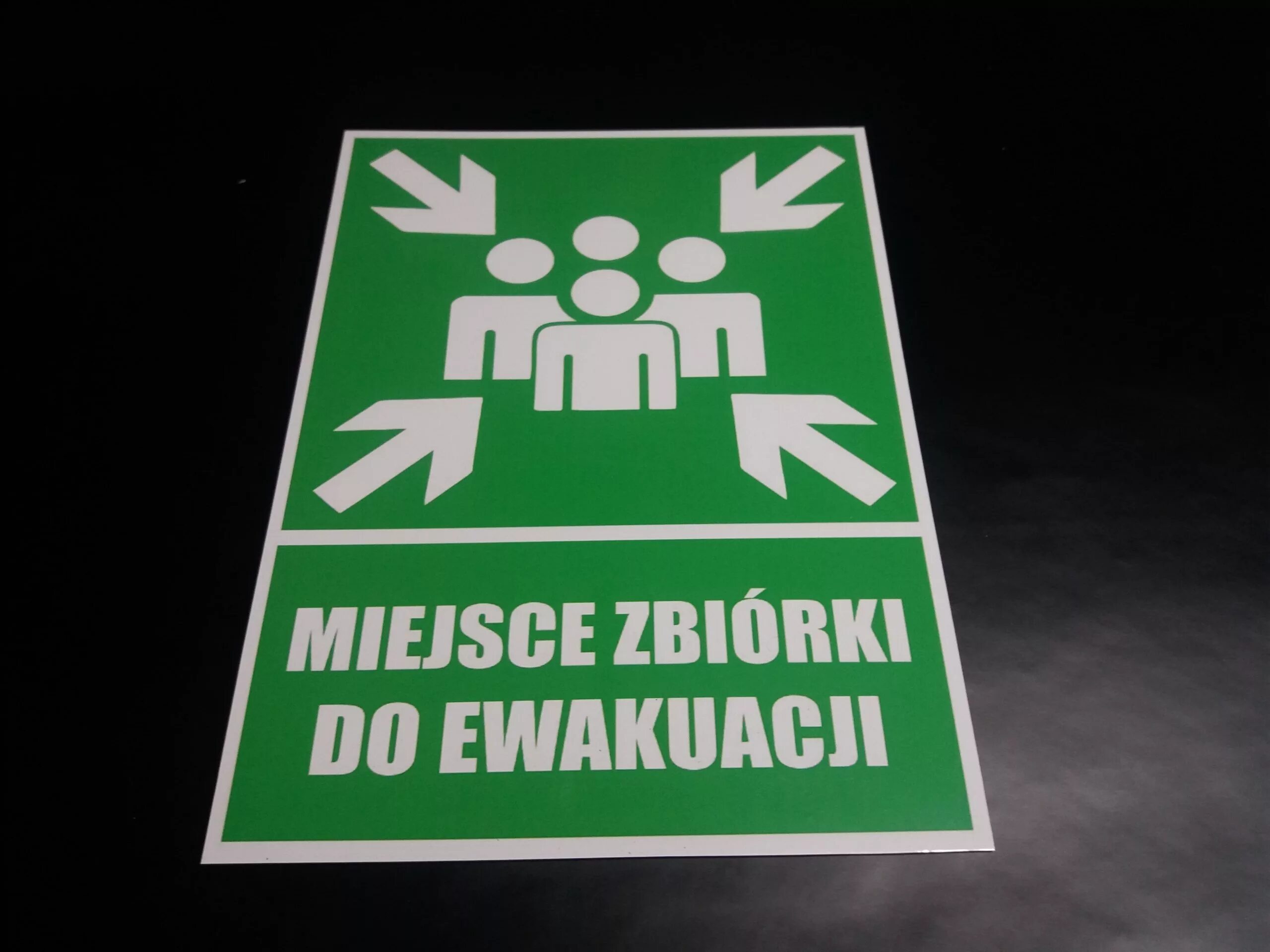 Табличка место сбора. Табличка место эвакуации сбора. Знак «пункт (место) сбора». Наклейка место сбора. Знак сбора при эвакуации