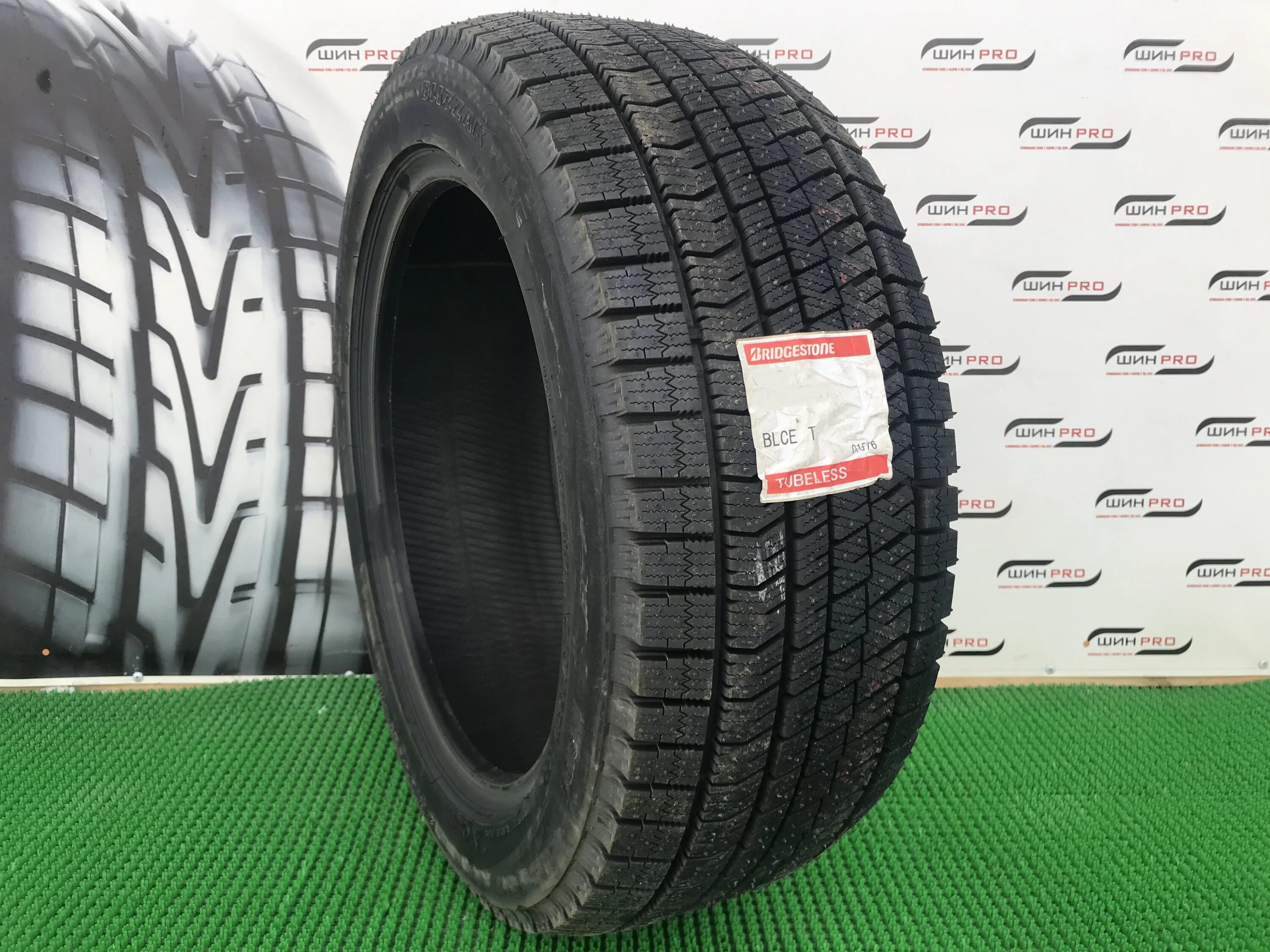 Rx motion. Tracmax x-privilo tx3 22540 r18. bridgestone blizzak ice 18560 r14 82s tl. roadx rx motion u11. 24545zr18 100y xl roadx rxmotion u11.
