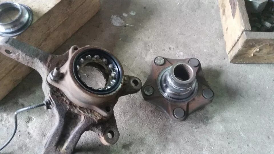 Ступица гранд витара 2008. Ступичный подшипник сузуки витара. Ступичный подшипник сузуки гранд витара. Ступичный подшипник гранд витара 2008. Ступичный подшипник сузуки витара.