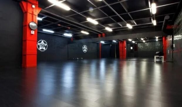 MDC NRG залы. MDC NRG, Москва. Танцевальный зал красный. Черный танцевальный зал. Black hall