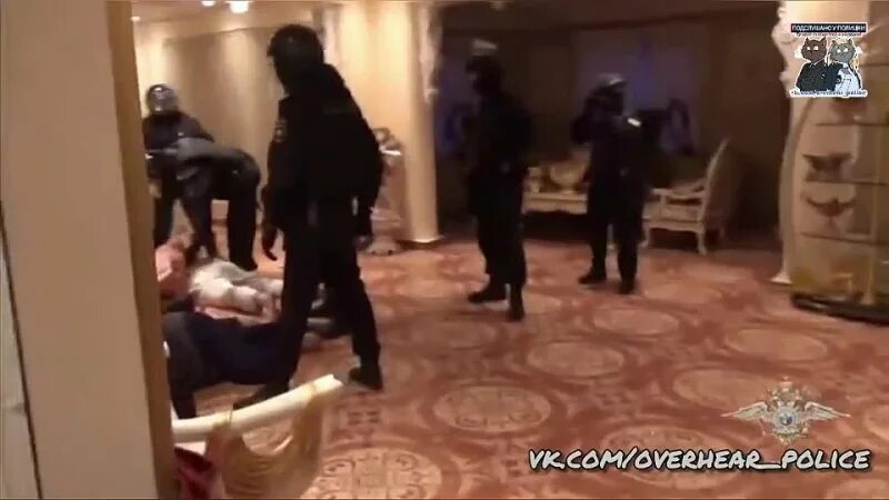 в москве задержали мошенниц цыганок. цыгане верхние осельки пери. задержаны в москве цыгане. рейд в цыганском поселке в ленобласти. жесткие задержания цыгане.