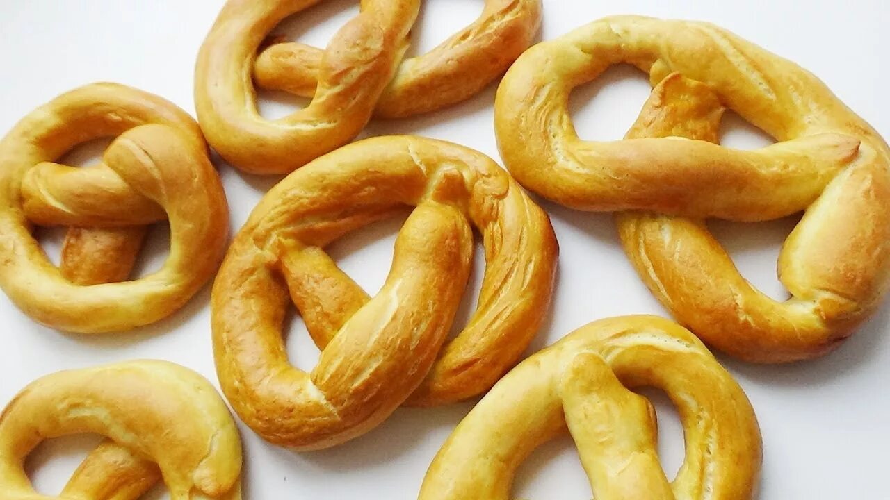 Вкусный крендель. Вкусный крендель. Крендель. Выборгский крендель. Русский крендель.