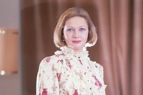 Орыс жігіттері қыздарды жинайды