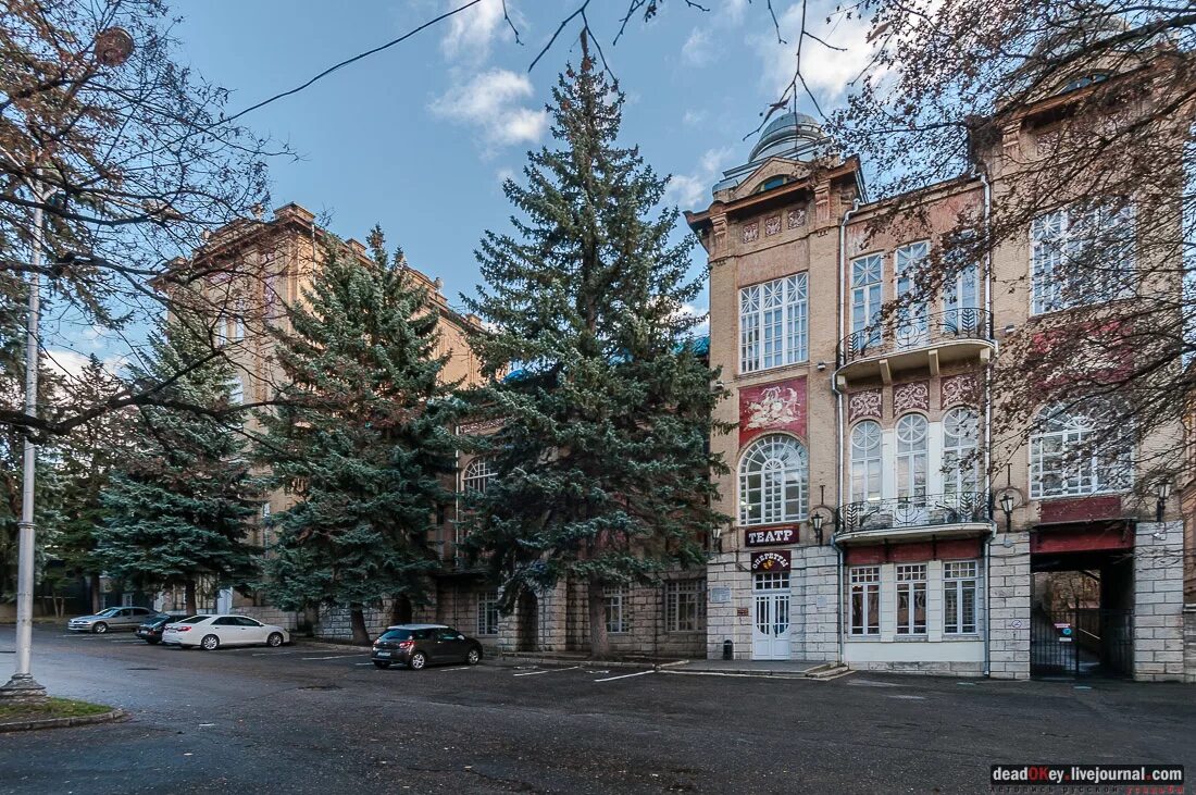 ставропольский государственный театр оперетты. театр оперетты здание пятигорск. ставропольский государственный краевой театр оперетты. театр оперетты пятигорск. проспект кирова 17 пятигорск.
