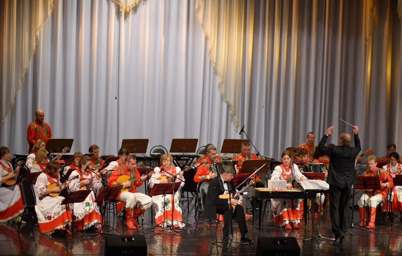 Russian orchestra. Темниковский оркестр русских народных инструментов Темников. Оркестр русских народных инструментов им. е.м.Тришина. Gorod48 оркестр русских народных инструментов Липецк филармония. Оркестр русская удаль Майкоп.