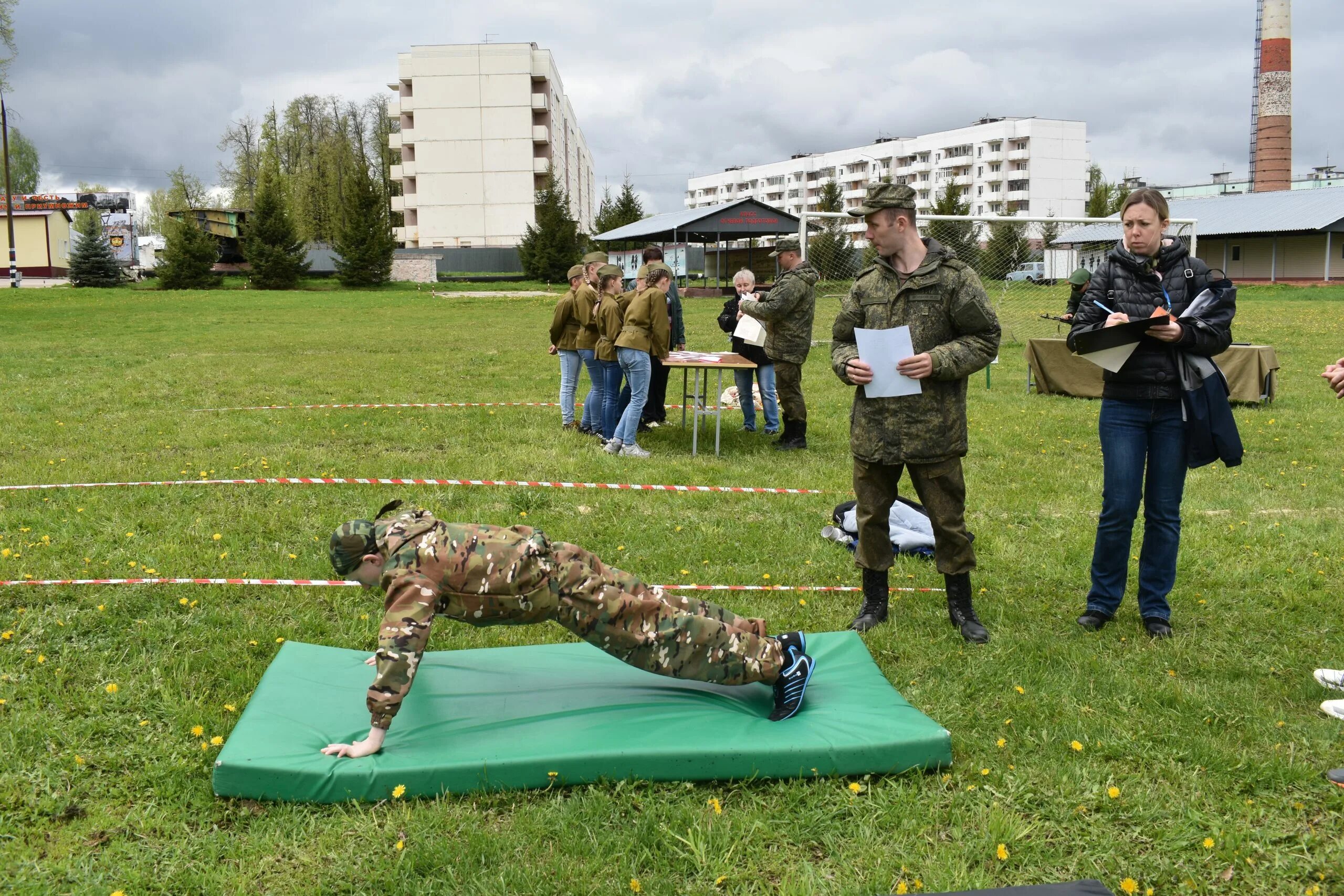 Военно-спортивные соревнования. Военно-спортивные игры. Зарница военно-патриотическая игра. Зарница соревнования. Зорница это