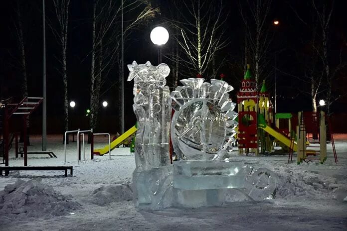 Белово новый городок маршрут. Новый городок Белово. Город Белово новогодний. Белово пгт новый городок. Новогодняя площадь Белово новый городок.