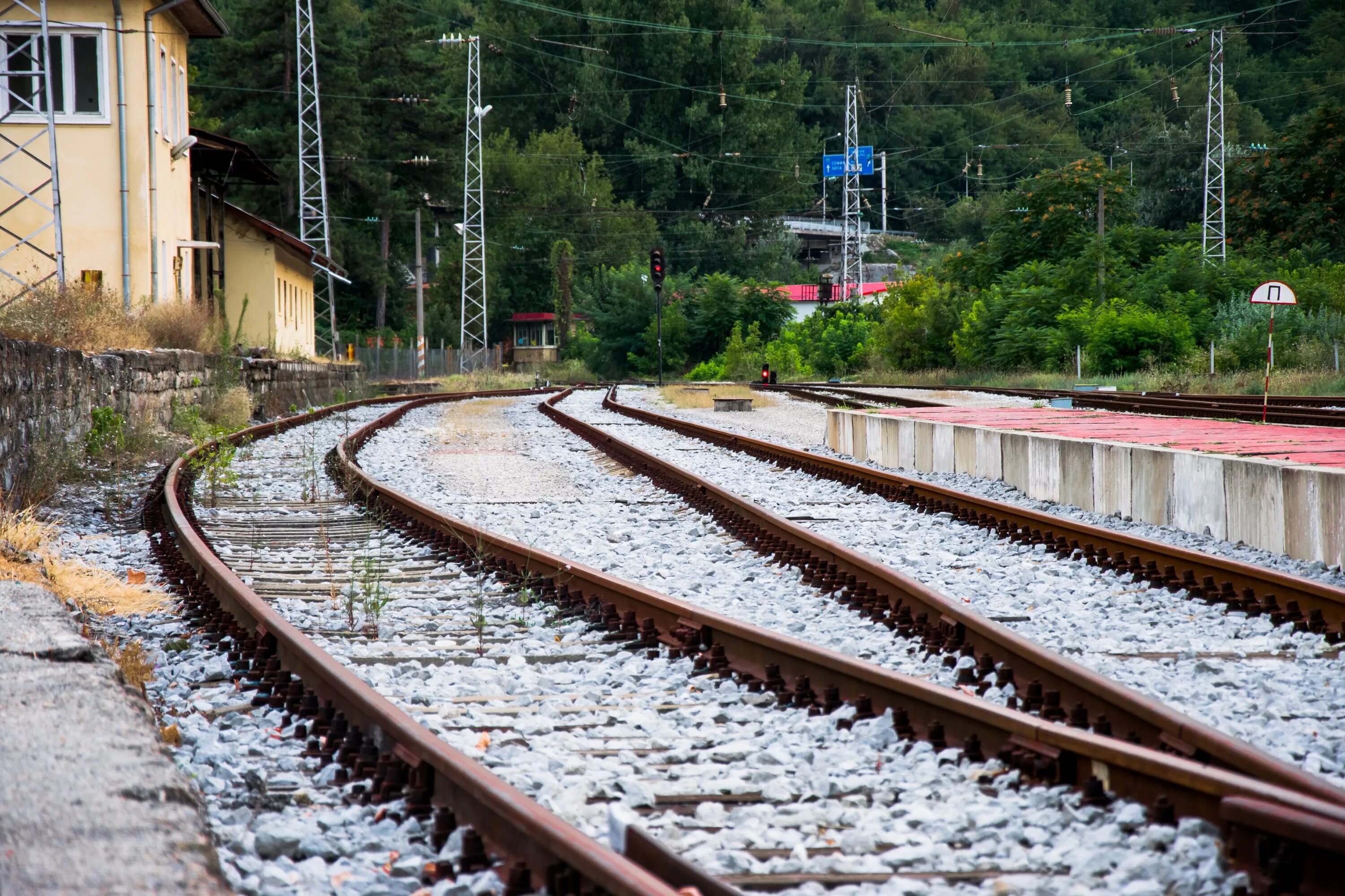 Railway line. Болгария транспорт ЖД. ЖД пути Болгарии. ЖД дороги Болгарии. Железная дорога в Болгарию.