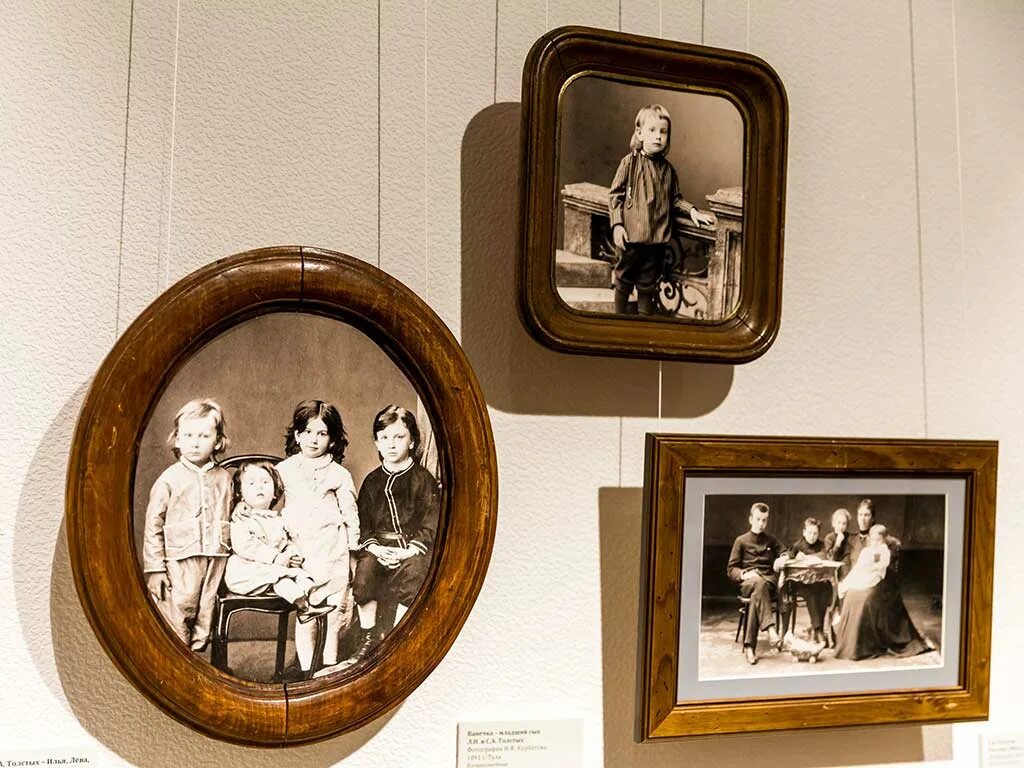 Фотогалерея выставка семья и дети Толстого фото. Почерк Льва Толстого фото. Жена толстого переписывала