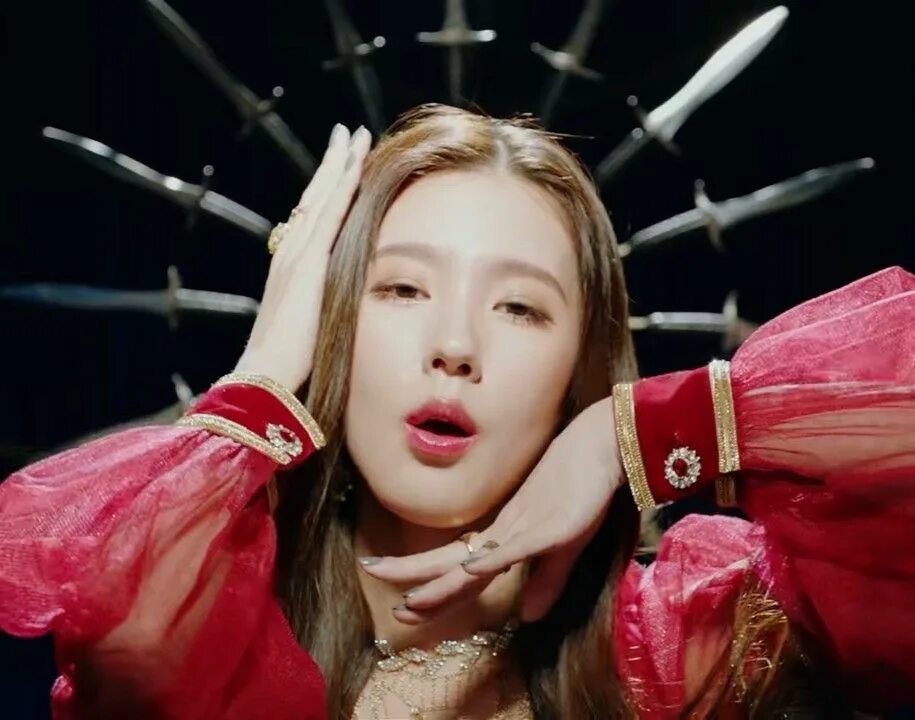 Gidle Soyeon. Gidle миен. Джи Айдл Лион. Gidle Shuhua.